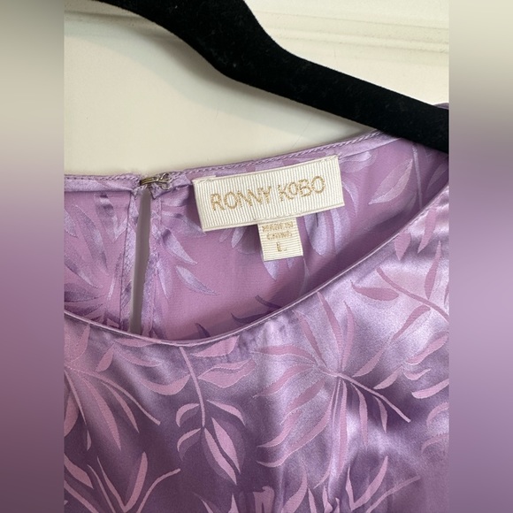 NWT Ronny Kobo Patricia Silk-Blend Top - Picture 4 of 8
